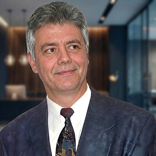 Marius Andronie, author